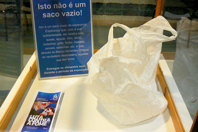 EMARP - Exposição pelo Banco Alimentar contr a aFome - nov 2012 - 03