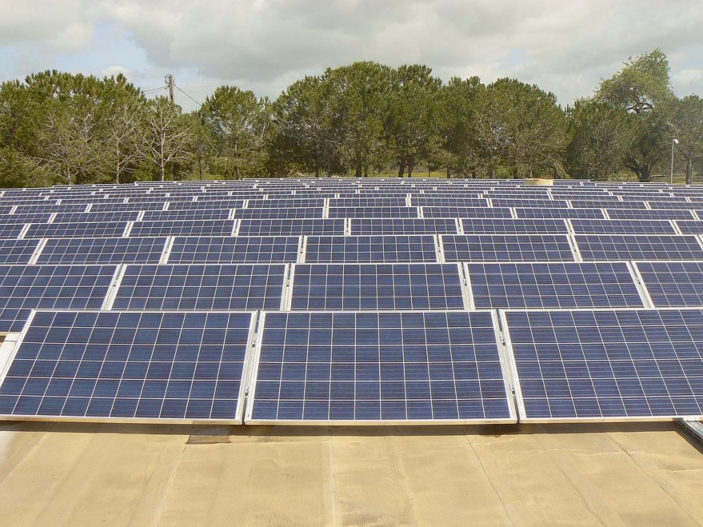 EMARP - painéis fotovoltaicos