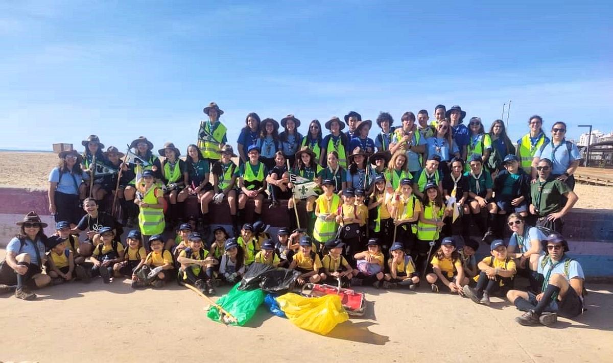 Agrupamento de Escutas Nossa Senhora do Amparo junta-se à EMARP para sensibilizar a comunidade